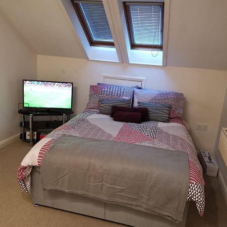 Unique Studio I - Private Studio With Ensuite Maidstone Exterior foto